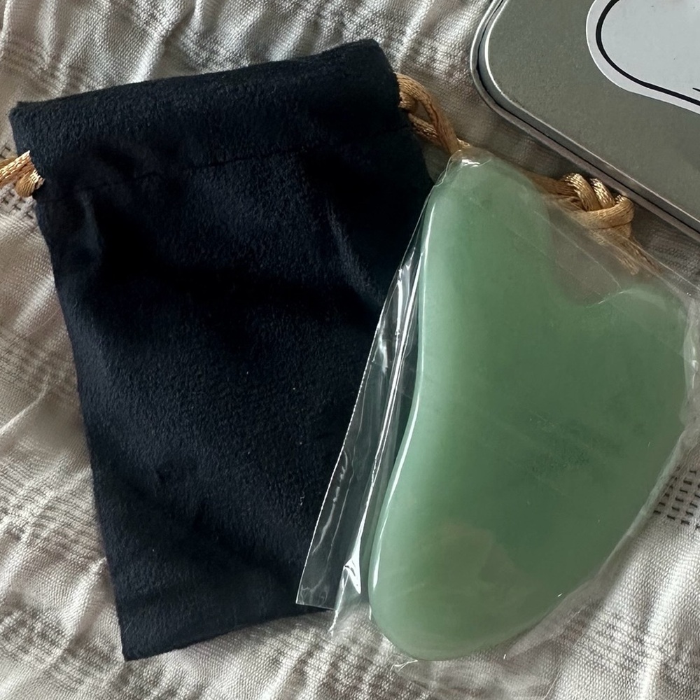 Green Gua Sha Facial Massage Tool with Black Velvet Pouch